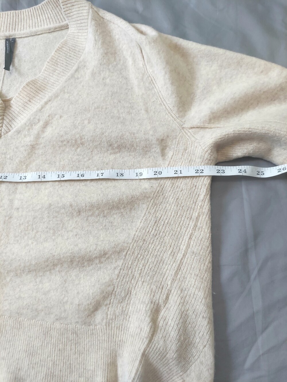 Anthropologie Wool Cashmere Oversized Cream Sweater Women Small Elevated Casual - Picture 8 of 10